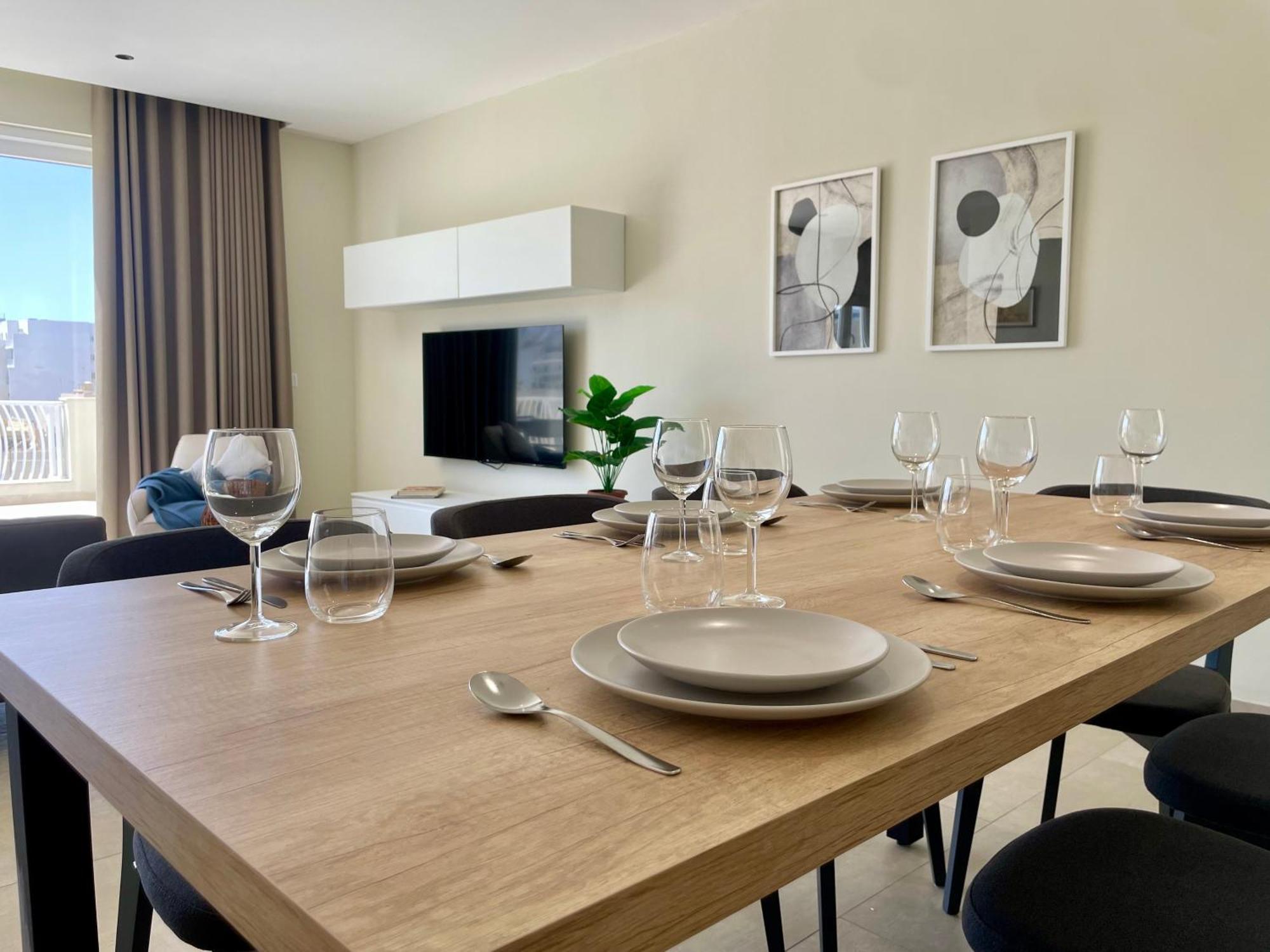 Bugibba Square Seafront Lux Apartments By Holi St. Paul's Bay Exterior foto