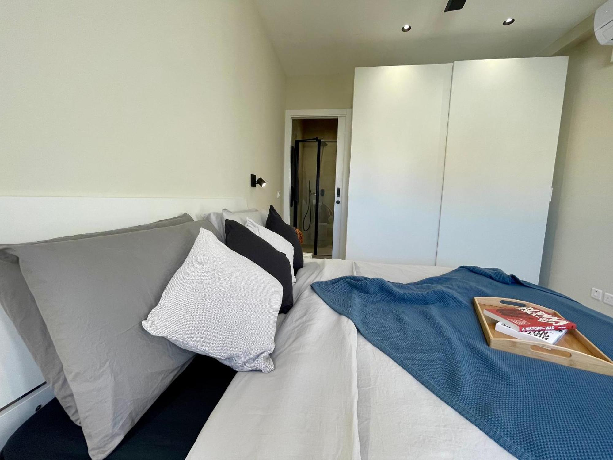 Bugibba Square Seafront Lux Apartments By Holi St. Paul's Bay Exterior foto